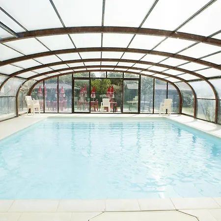 Les Marines D'oleron Monclar Quercy Üdülőpark 4*