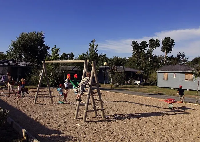 Les Marines D'oleron Monclar Quercy 4* Saint-Pierre-d'Oleron